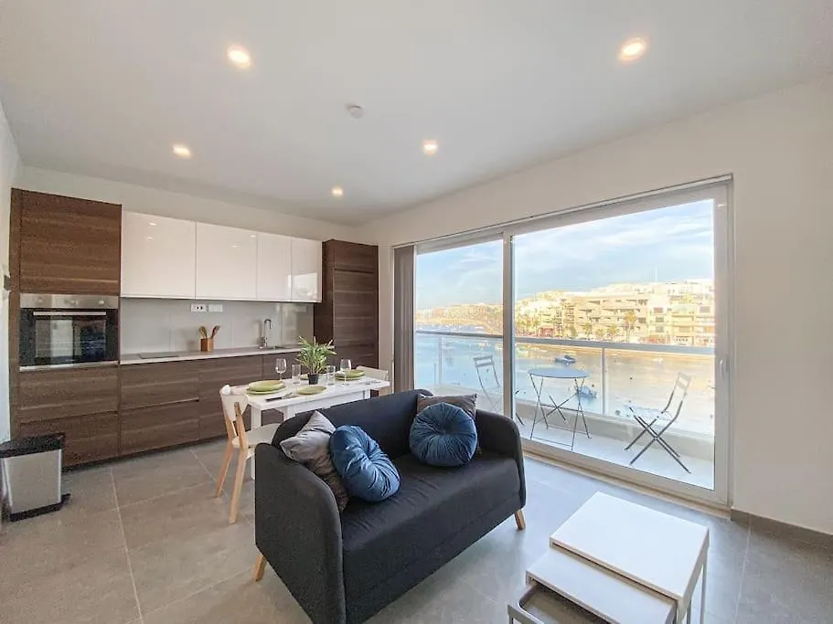 Apartment Azure Horizon 1 On Skala'S Seafront - By Solea Holiday Homes Marsaskala