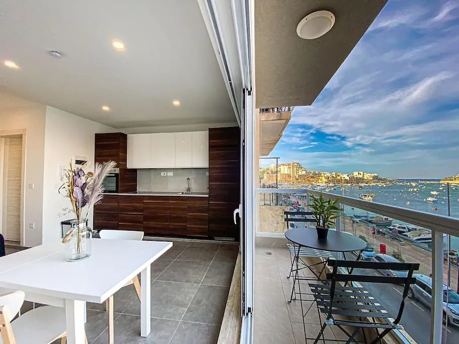 Azure Horizon 1 On Skala'S Seafront - By Solea Holiday Homes Marsaskala Malta