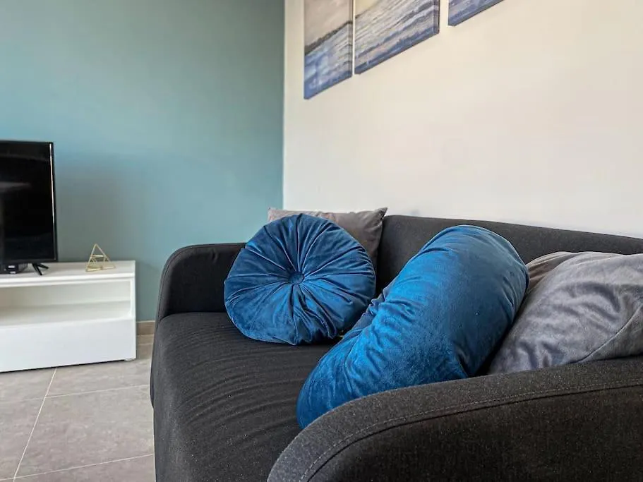 Azure Horizon 1 On Skala'S Seafront - By Solea Holiday Homes Marsaskala