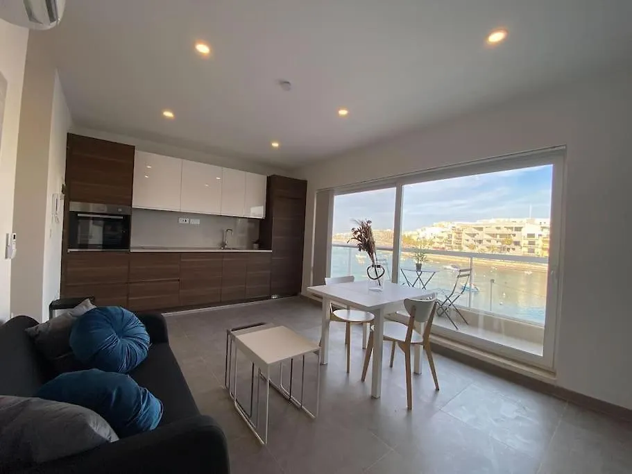 Azure Horizon 1 On Skala'S Seafront - By Solea Holiday Homes Marsaskala 0*,